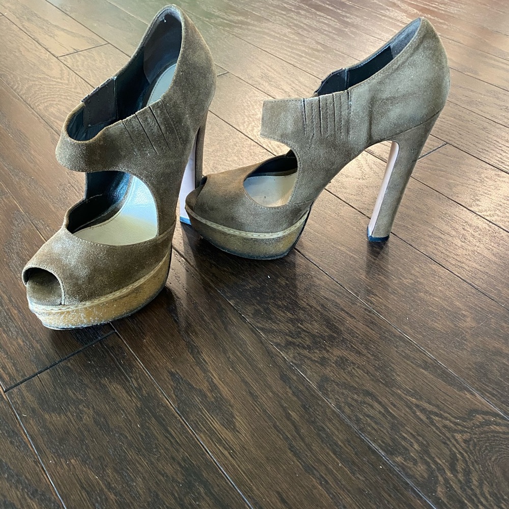 Authentic Prada Suede Platform Heels - Picture 2 of 5